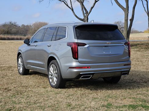 New 2025 Cadillac XT6 Premium Luxury w/ Technology Package image 4