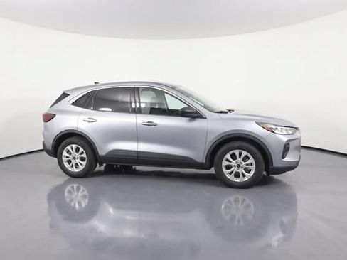 Used 2024 Ford Escape Active FWD image 22