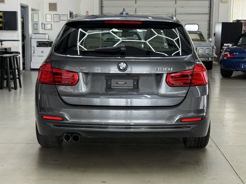 Used 2017 BMW 330i xDrive Wagon AWD/4WD image 3