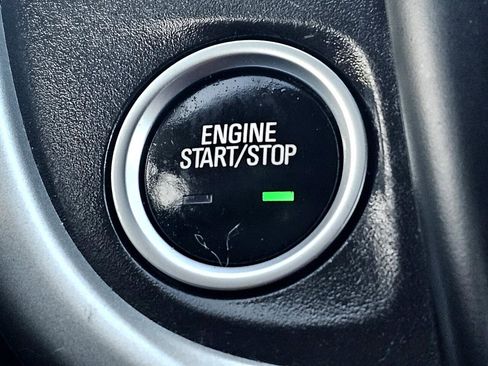 Used 2020 Chevrolet Sonic LT image 19