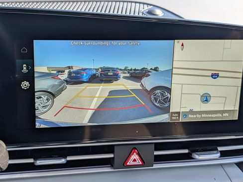 Certified 2026 Hyundai Elantra Limited FWD image 27
