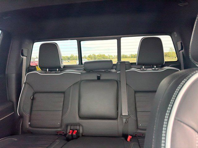 Used 2025 GMC Sierra 1500 AT4X AWD/4WD image 15