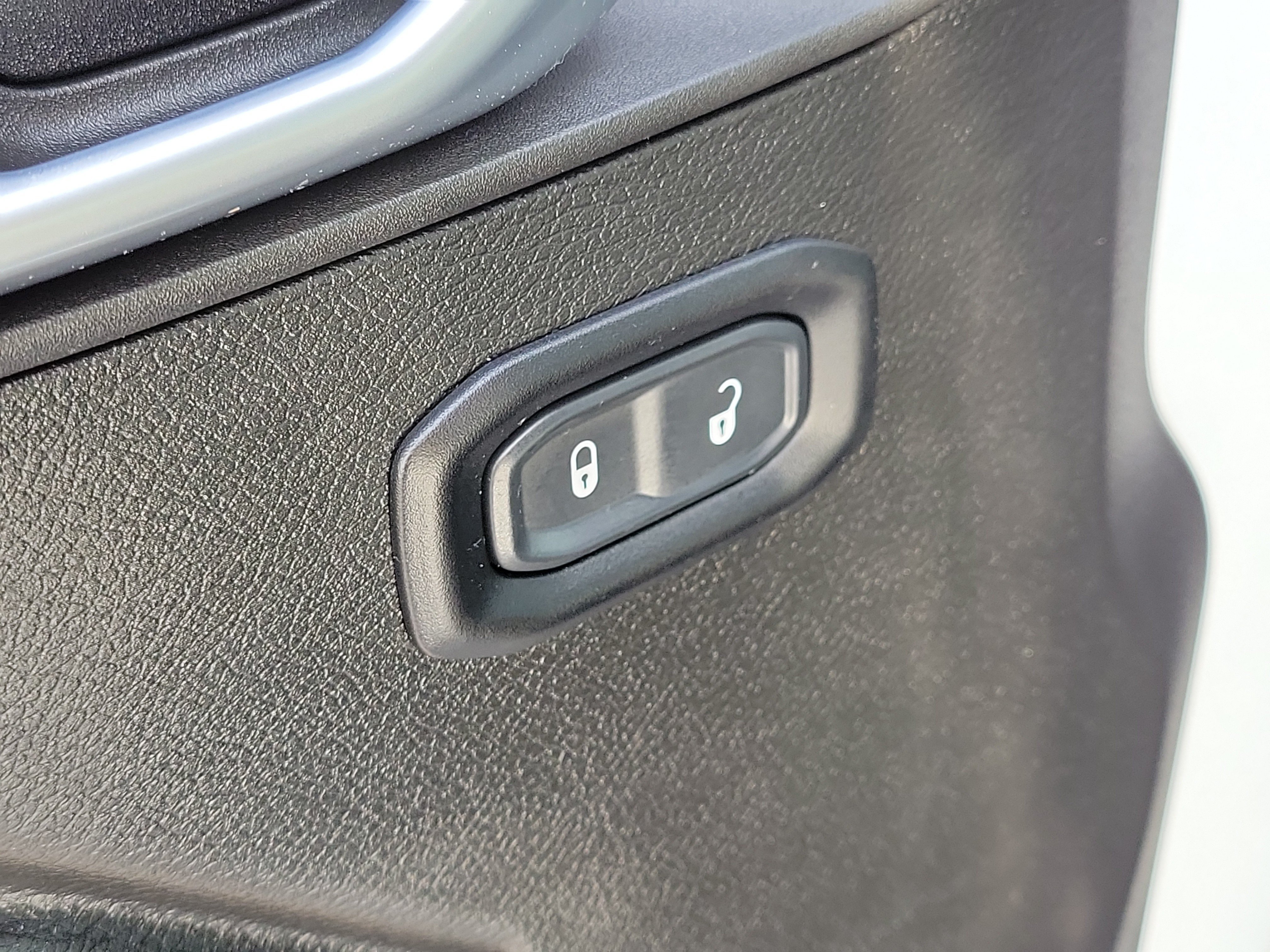 Used 2024 Jeep Wrangler Unlimited Sport AWD/4WD image 19
