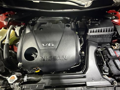 Used 2016 Nissan Maxima SR image 22