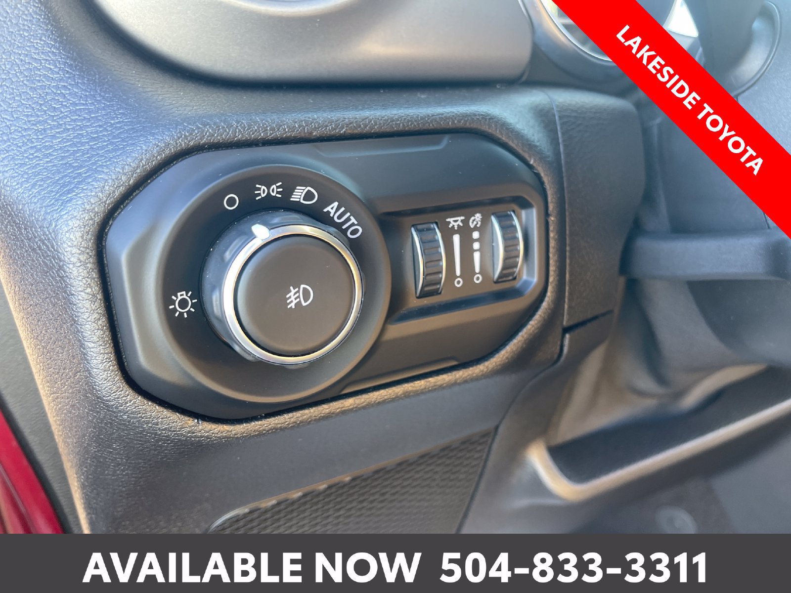 Used 2021 Jeep Wrangler Unlimited Sport AWD/4WD image 25