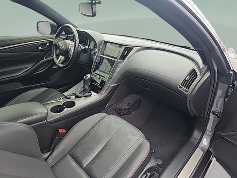 Used 2022 INFINITI Q60 Red Sport 400 w/ Carbon Fiber Package image 29