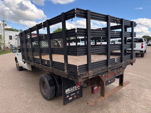 Used 2002 Ford F350 2WD Regular Cab DRW Super Duty image 8