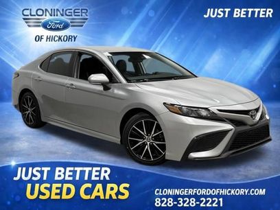 Used 2021 Toyota Camry SE w/ Convenience Package