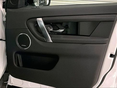 Certified 2025 Land Rover Discovery Sport S image 27