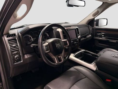 Used 2018 RAM 1500 Laramie w/ Convenience Group image 8