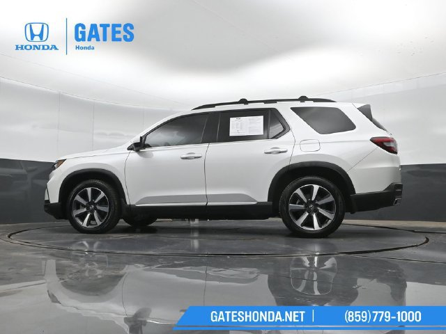 Used 2023 Honda Pilot Touring image 46