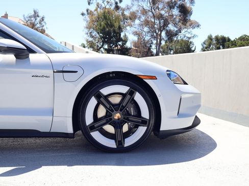 New 2026 Porsche Taycan RWD image 11