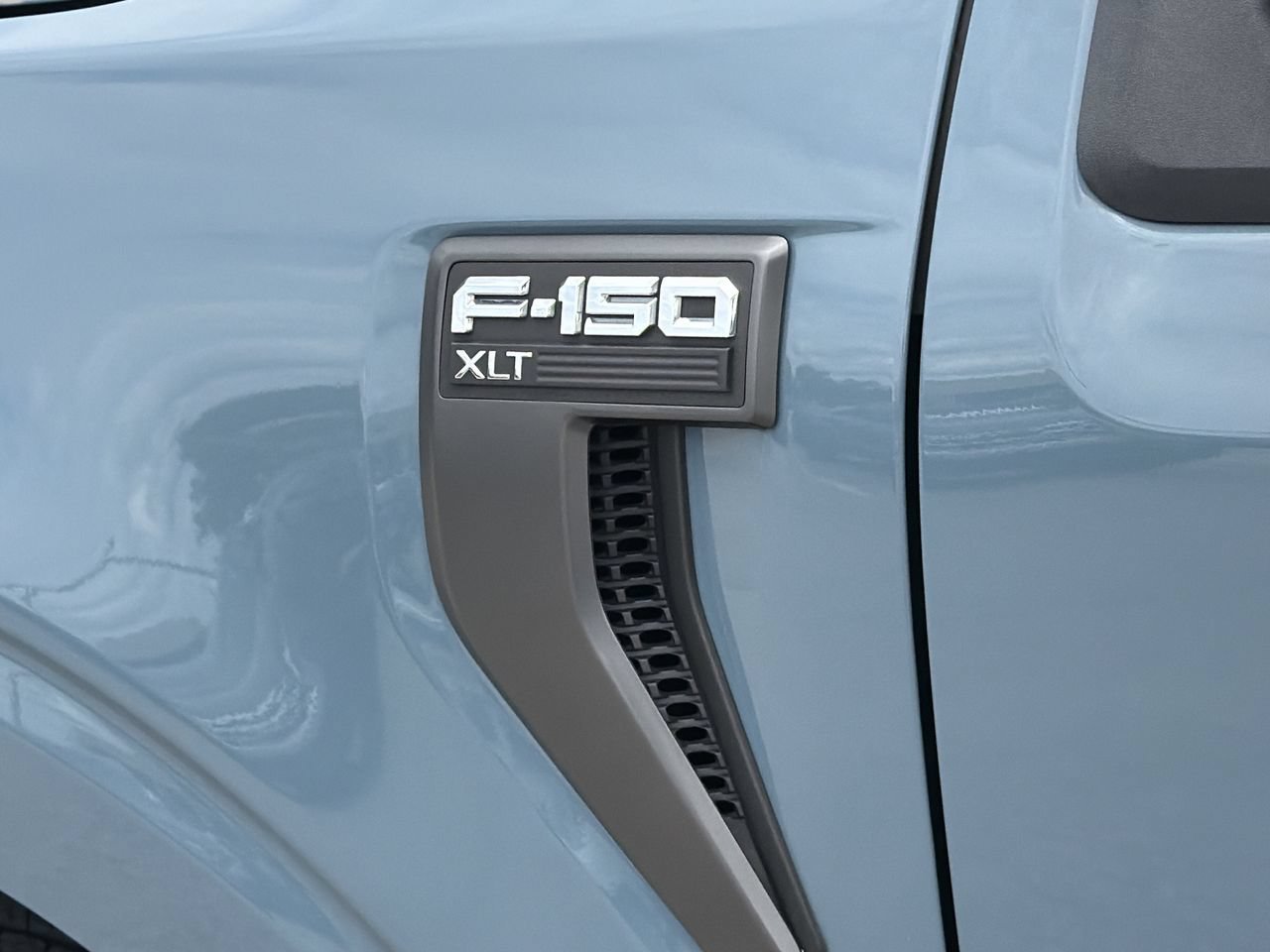 Used 2023 Ford F150 XLT w/ Equipment Group 301A Mid AWD/4WD image 9