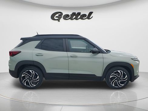 Used 2024 Chevrolet TrailBlazer RS w/ Driver Confidence Package FWD image 4