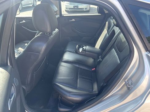 Used 2014 Ford Focus Titanium FWD image 10