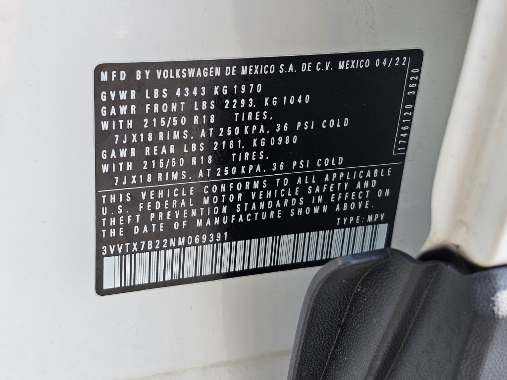 Used 2022 Volkswagen Taos SE FWD image 30