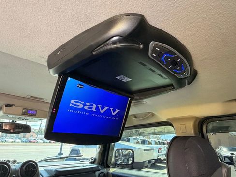 Used 2003 HUMMER H2 w/ Preferred Equipment Group AWD/4WD image 30