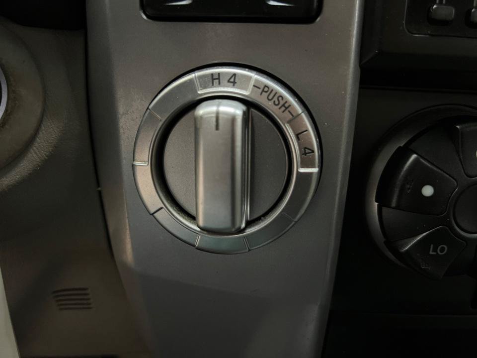 Used 2007 Toyota 4Runner SR5 AWD/4WD image 24
