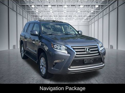 Used 2016 Lexus GX 460 w/ Premium Package AWD/4WD image 3