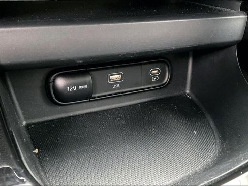 Used 2024 Kia Seltos S image 30