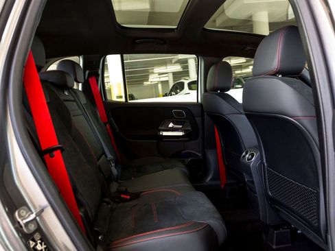 New 2025 Mercedes-Benz GLB 35 AMG 4MATIC image 26