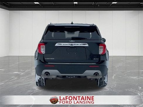 Used 2023 Ford Explorer Limited image 4
