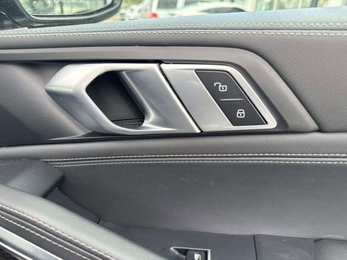 Used 2025 BMW X6 xDrive40i image 15