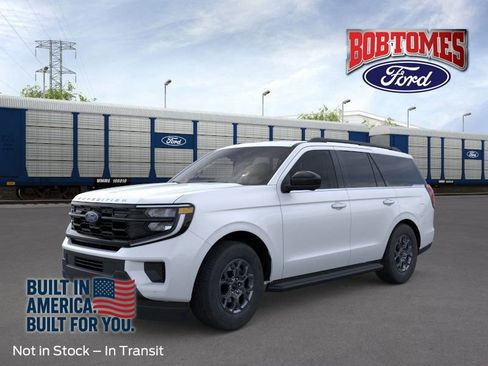 New 2025 Ford Expedition Active image 1
