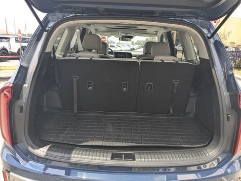 Certified 2024 Kia Telluride S w/ S Sunroof Package FWD image 11