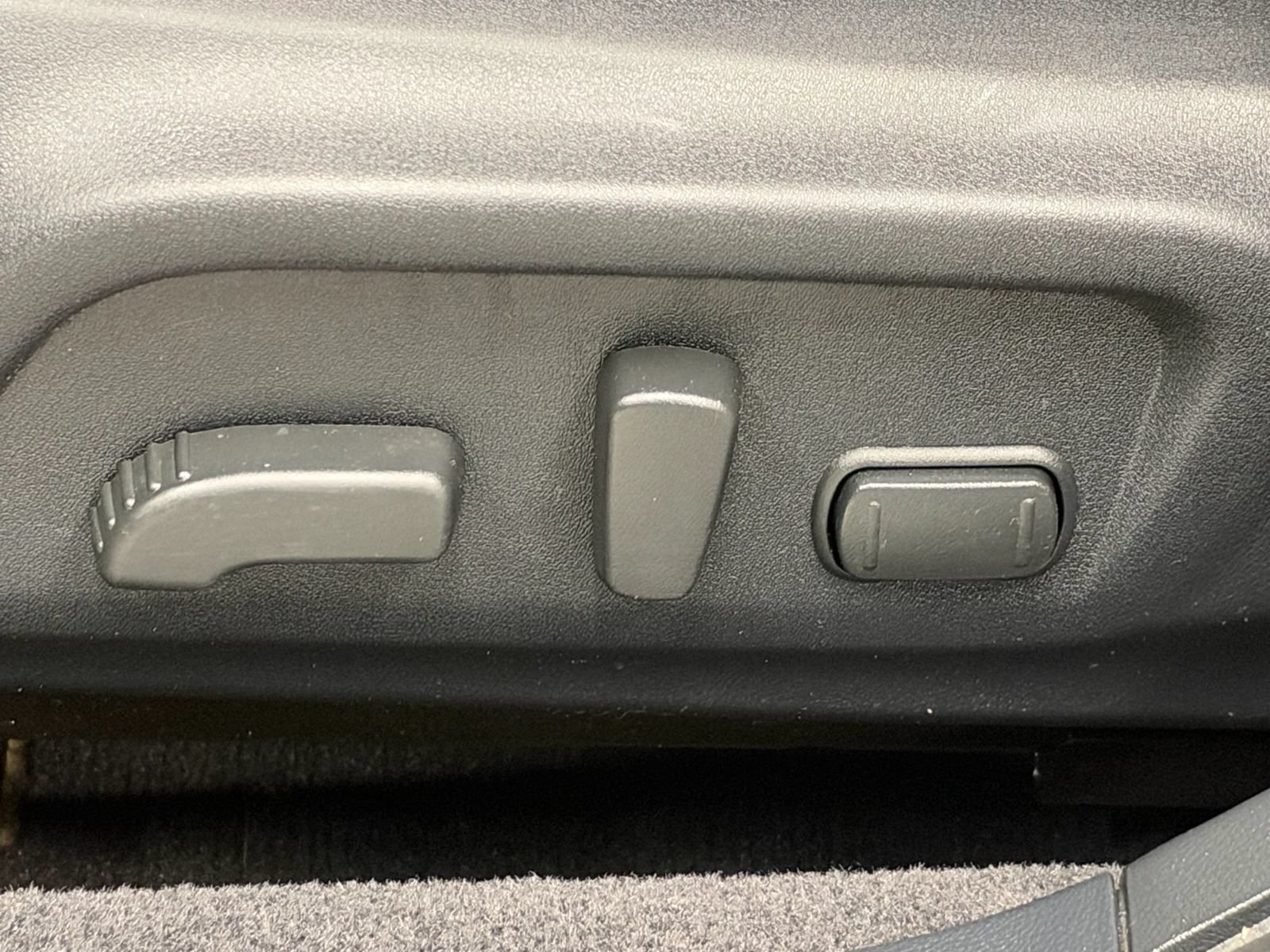 Used 2019 Subaru Outback 2.5i Limited AWD/4WD image 27
