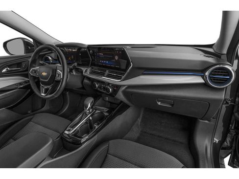 Used 2026 Chevrolet Trax ACTIV w/ Driver Confidence Package FWD image 11