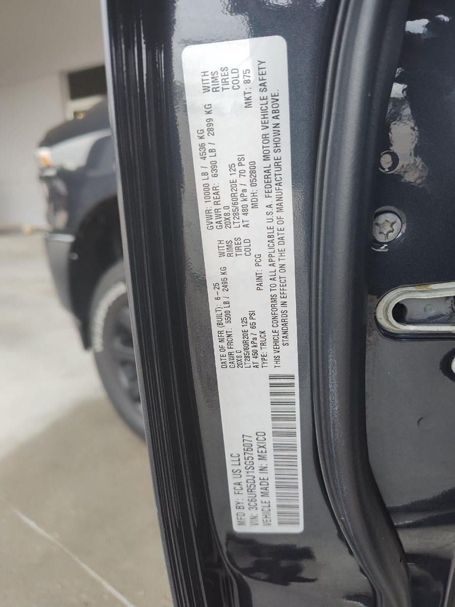 Used 2025 RAM 2500 Big Horn AWD/4WD image 18