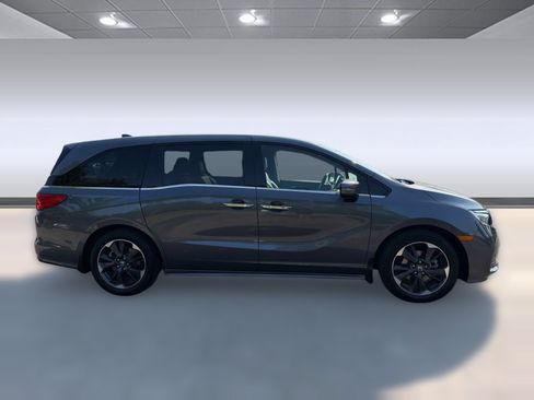 Used 2024 Honda Odyssey Elite image 8