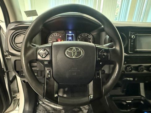 Used 2019 Toyota Tacoma SR w/ SR Convenience Package image 27