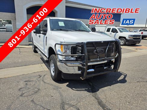 Used 2017 Ford F250 XL w/ Power Equipment Group AWD/4WD image 1