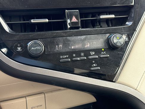 Used 2024 Toyota Camry LE image 22