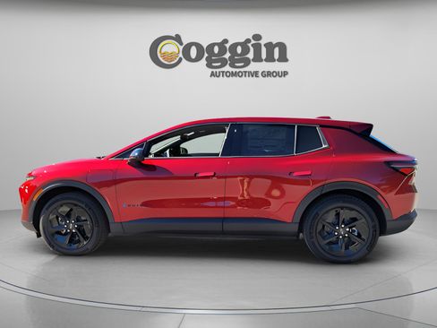 New 2026 Chevrolet Equinox EV LT w/ Midnight Package image 2