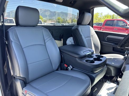 New 2025 RAM 3500 Tradesman image 30