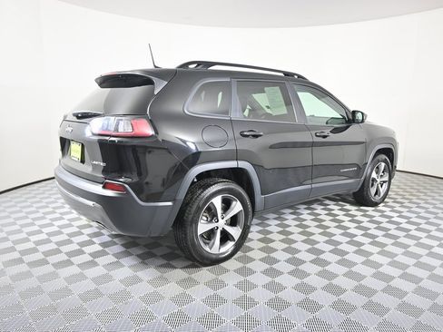 Used 2022 Jeep Cherokee Limited image 6