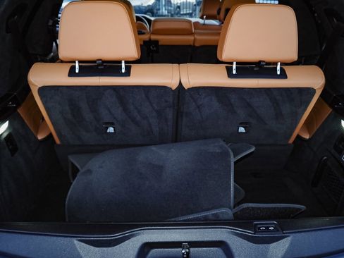 Used 2022 BMW X7 xDrive40i w/ M Sport Package image 10