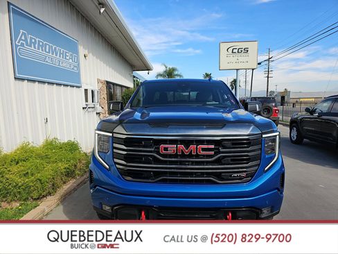 Used 2022 GMC Sierra 1500 AT4 w/ AT4 Premium Package image 2