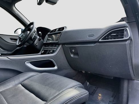 Used 2018 Jaguar F-PACE S AWD/4WD image 28