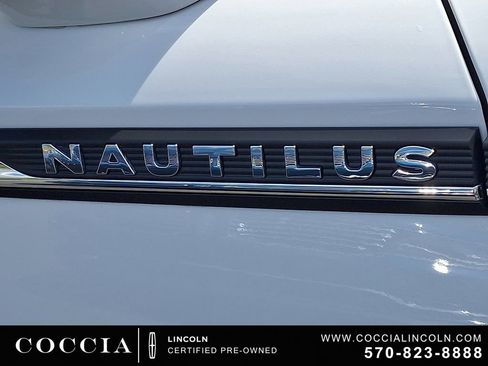 Certified 2022 Lincoln Nautilus Reserve AWD/4WD image 30