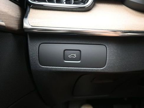 New 2026 Volvo XC90 B6 Plus AWD/4WD image 29