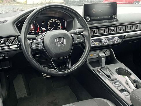 Used 2024 Honda Civic Sport image 14