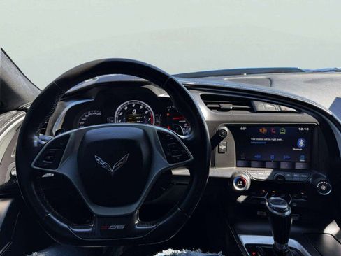 Used 2015 Chevrolet Corvette Z06 w/ 3LZ Preferred Equipment Group image 33