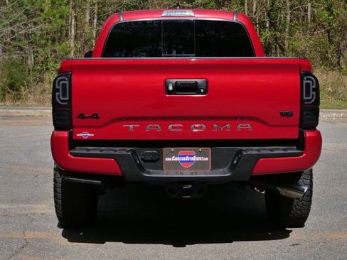 Used 2023 Toyota Tacoma TRD Sport AWD/4WD image 20