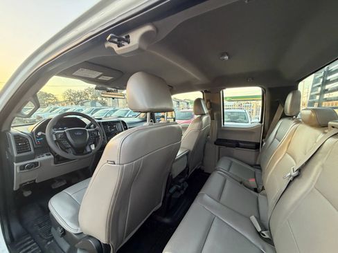 Used 2019 Ford F250 XL w/ Power Equipment Group image 26