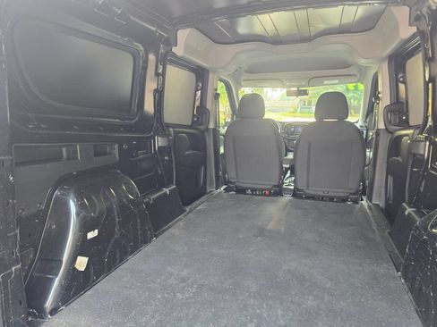 Used 2019 RAM ProMaster City Tradesman FWD image 21