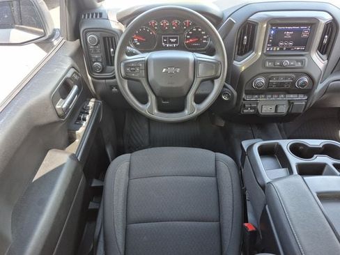 Used 2025 Chevrolet Silverado 1500 Custom Trail Boss AWD/4WD image 21